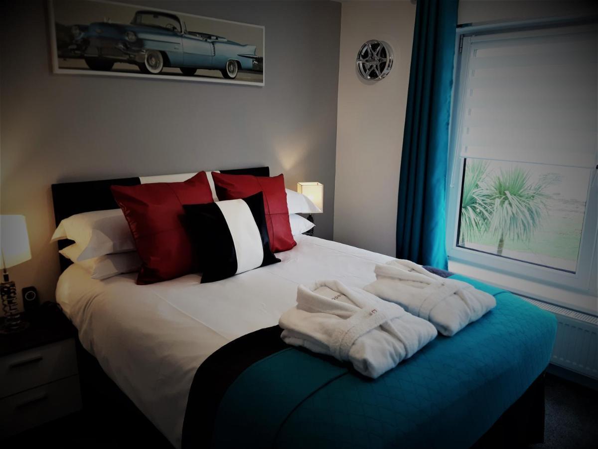 Cadillac Kustomz Hotel - Breakfast Available Rothesay Eksteriør billede