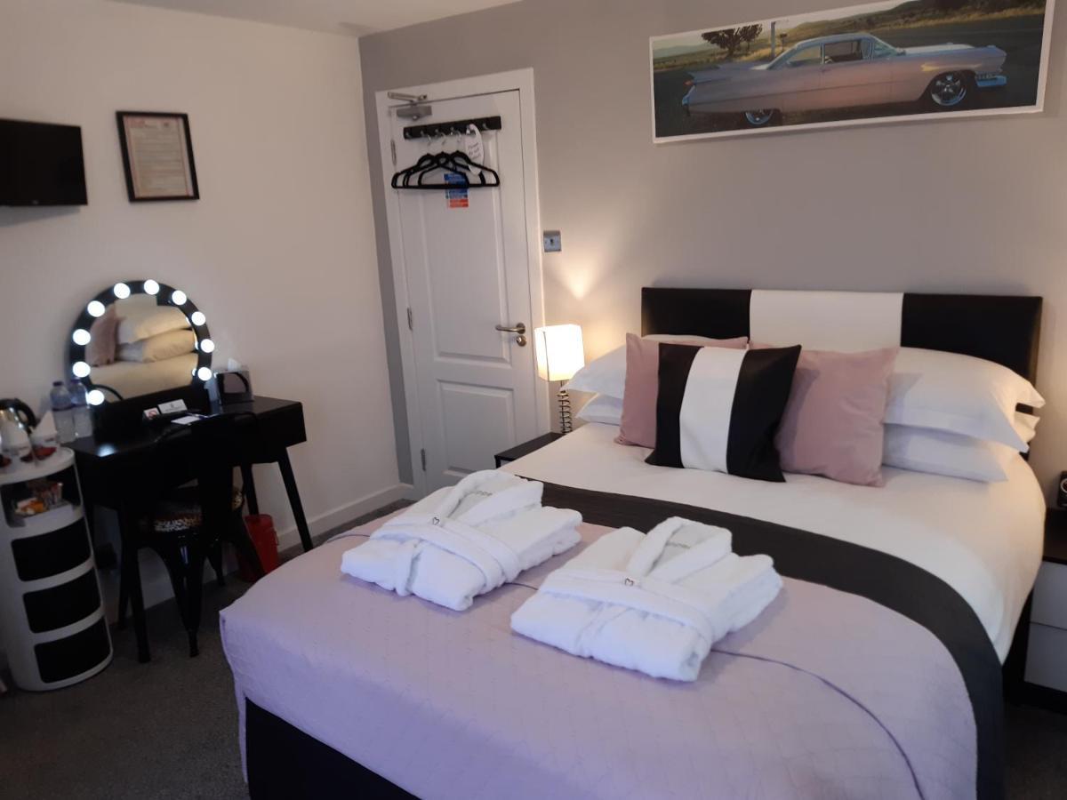 Cadillac Kustomz Hotel - Breakfast Available Rothesay Eksteriør billede
